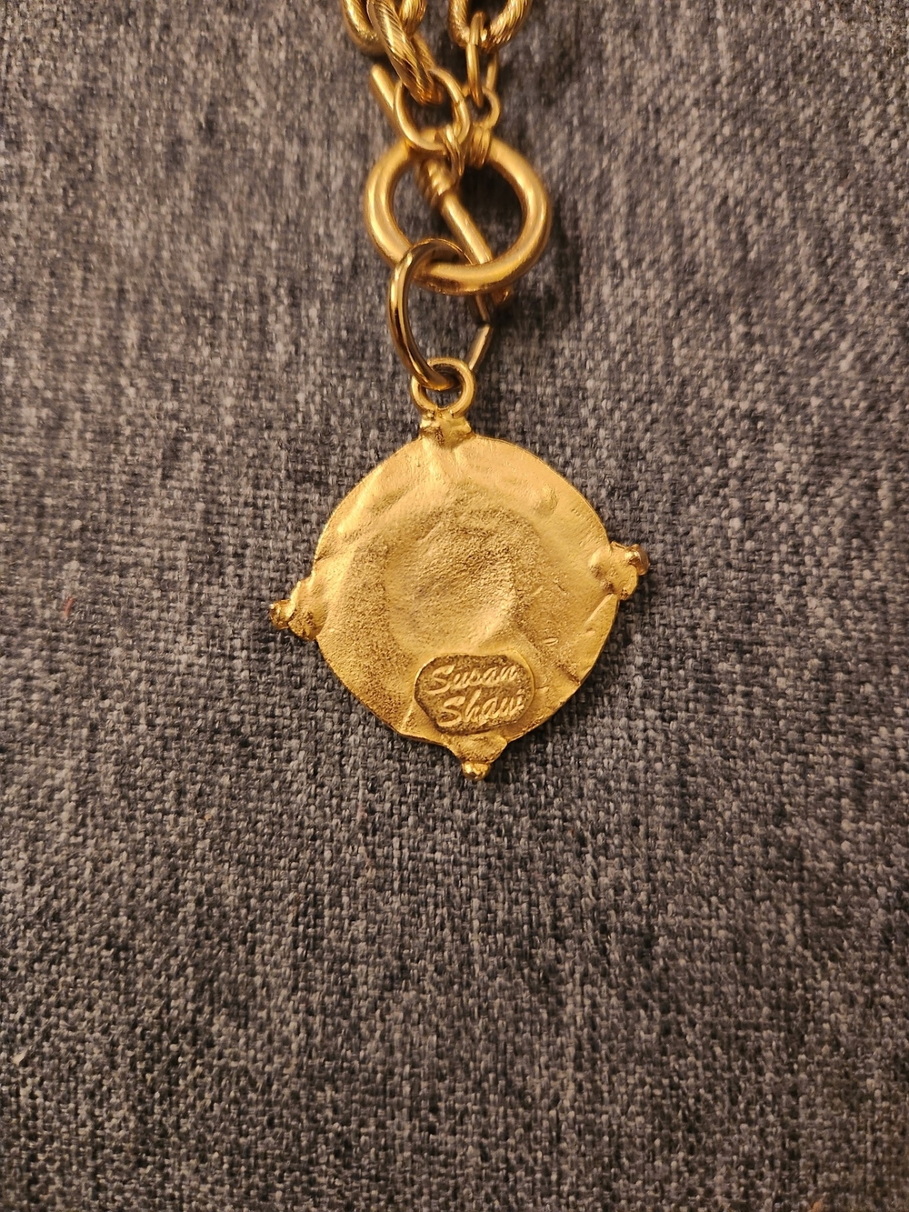 Susan Shaw Gold Compass Medallion Toggle Necklace 20 Inch  - Women Jewelry - Picture 2 of 3